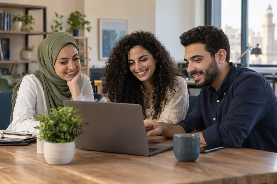 صورة توضيحية مولدة لفريق شركة ناشئة